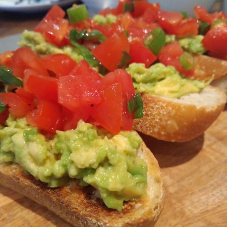 Sleep, Eat, Repeat Bed And Breakfast 麦克尔斯菲尔德 外观 照片